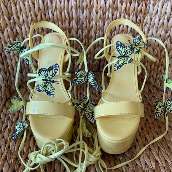 New Sugar Thrillz x Dolls Kill Butterfly Platforms - Picture 3 of 9